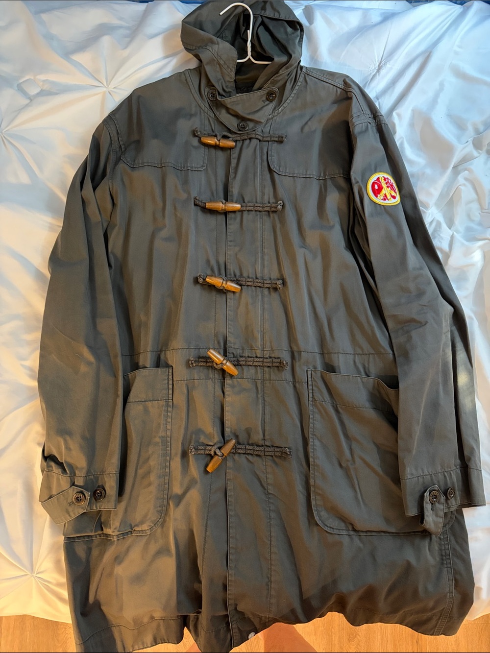 Pretty Green Men’s Hooded Toggle Coat in Olive Green